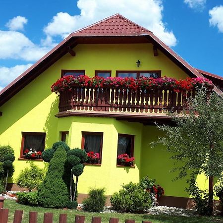 Turčianske Teplice Apartman Adrianka מראה חיצוני תמונה